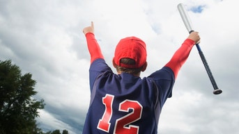 We have major baseball on the diamond after a 12U home run celebration went viral. 
