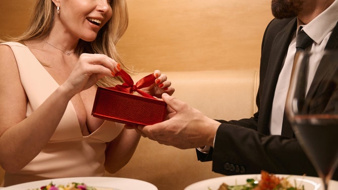 family hates woman's sugar daddy